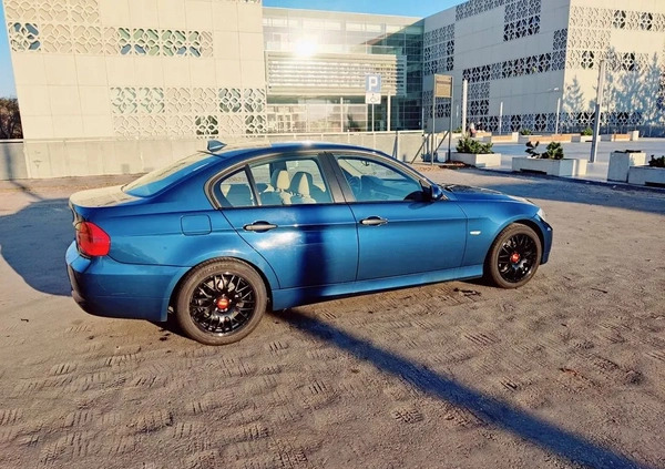 BMW Seria 3 cena 15900 przebieg: 285000, rok produkcji 2006 z Białystok małe 37